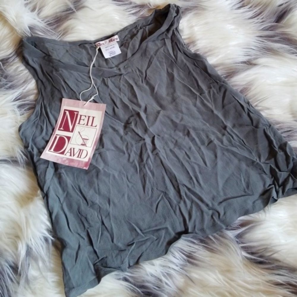 NEIL & DAVID VINTAGE CRINKLE RAYON CROP TOP TANK